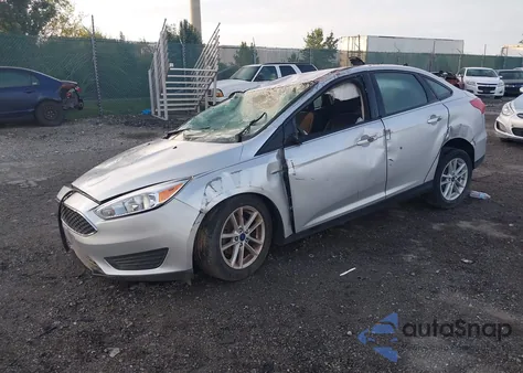 2018 Ford Focus Se z USA, uszkodzony, nr VIN 1FADP3F2XJL214149